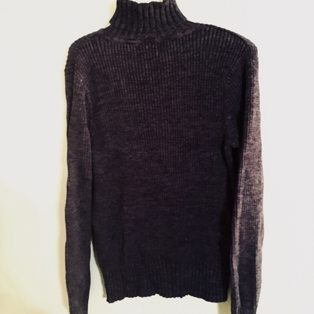 Navy Ribbed Form-Fitting Turtleneck